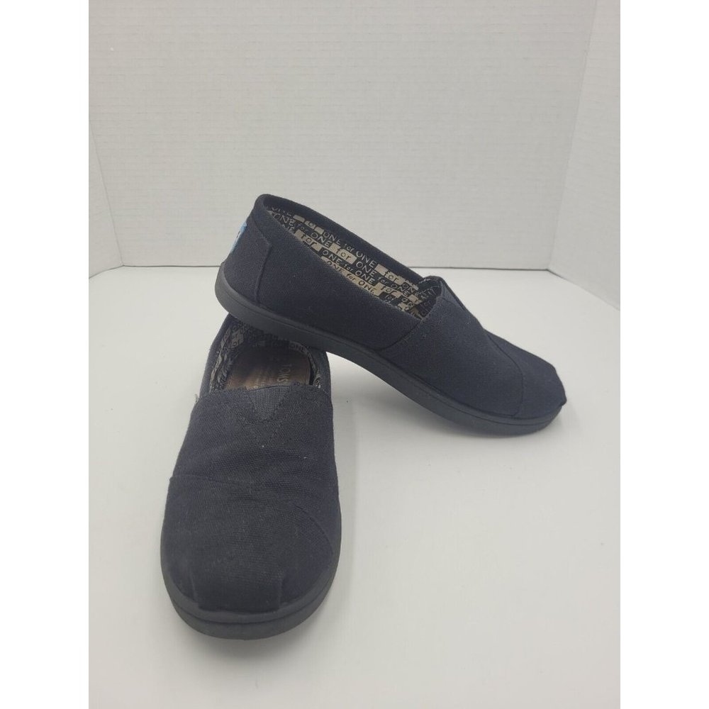Toms Classics black Youth Slip On Canvas Shoes Flats size 3.5 youth